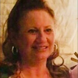 Meet your Posher, Debra